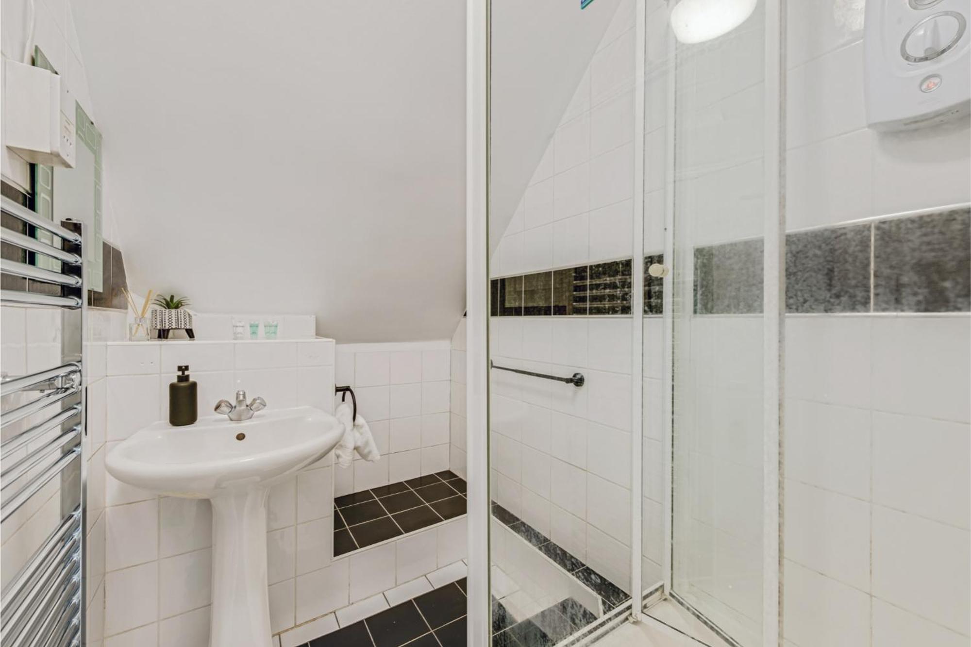 Sweet And Lovely 2Br With Free Parking London Luaran gambar